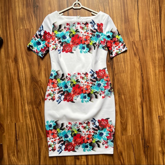 Melrose and Market Dresses & Skirts - Melrose floral pencil dress sz 6 - stretchy wedding baby shower scuba DONATED